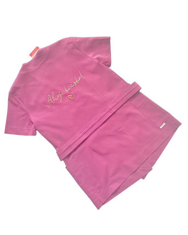 ✨ Profesionální vzhled začíná u výšivky loga Vašeho salonu.Chcete, aby váš tým působil jednotně, elegantně a...